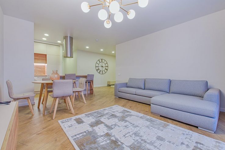 Staging a Home for Buyer Viewing